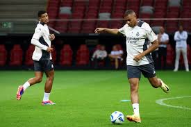 西甲:巴萨主场小胜巴列卡诺 重登榜首2025-02-19.